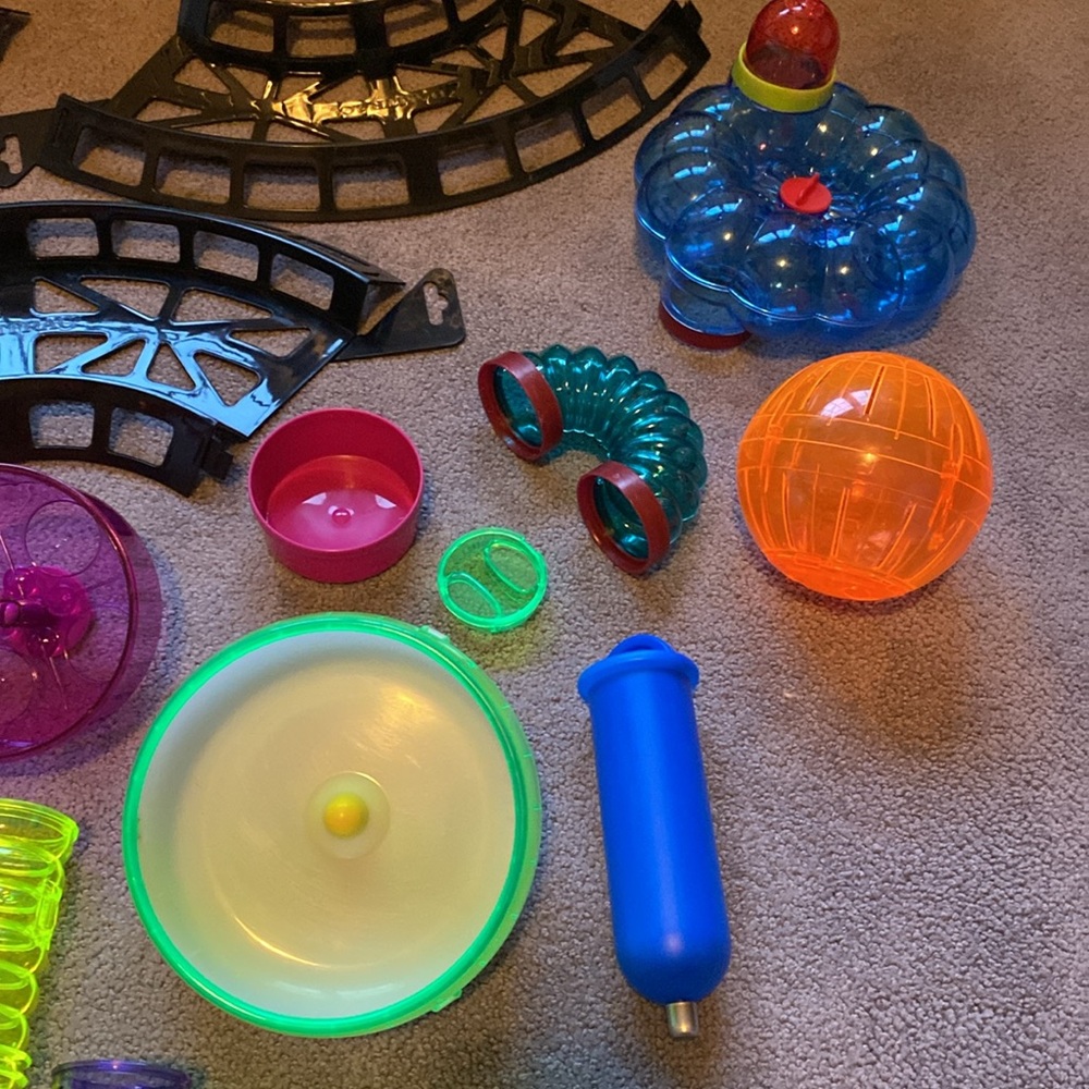 Hamster supplies tubes wheels ball track - Picture 3 of 4